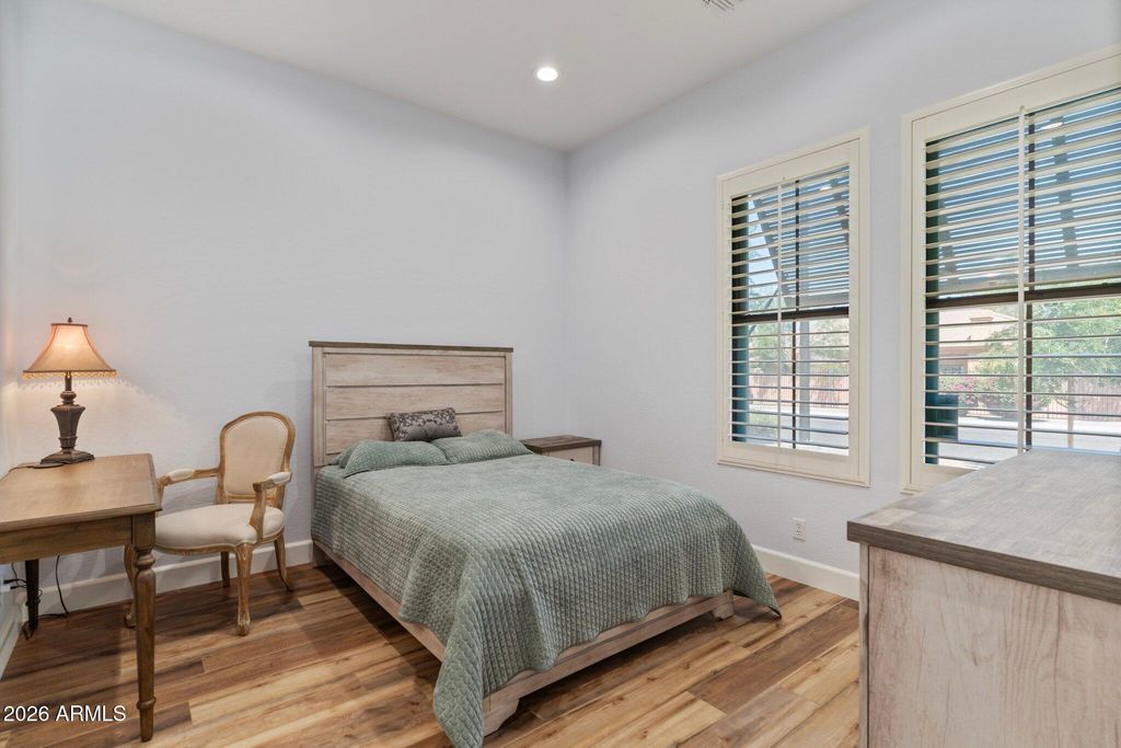 Image 33 of property listing at 2845 E RED OAK Street, Gilbert, AZ 85297