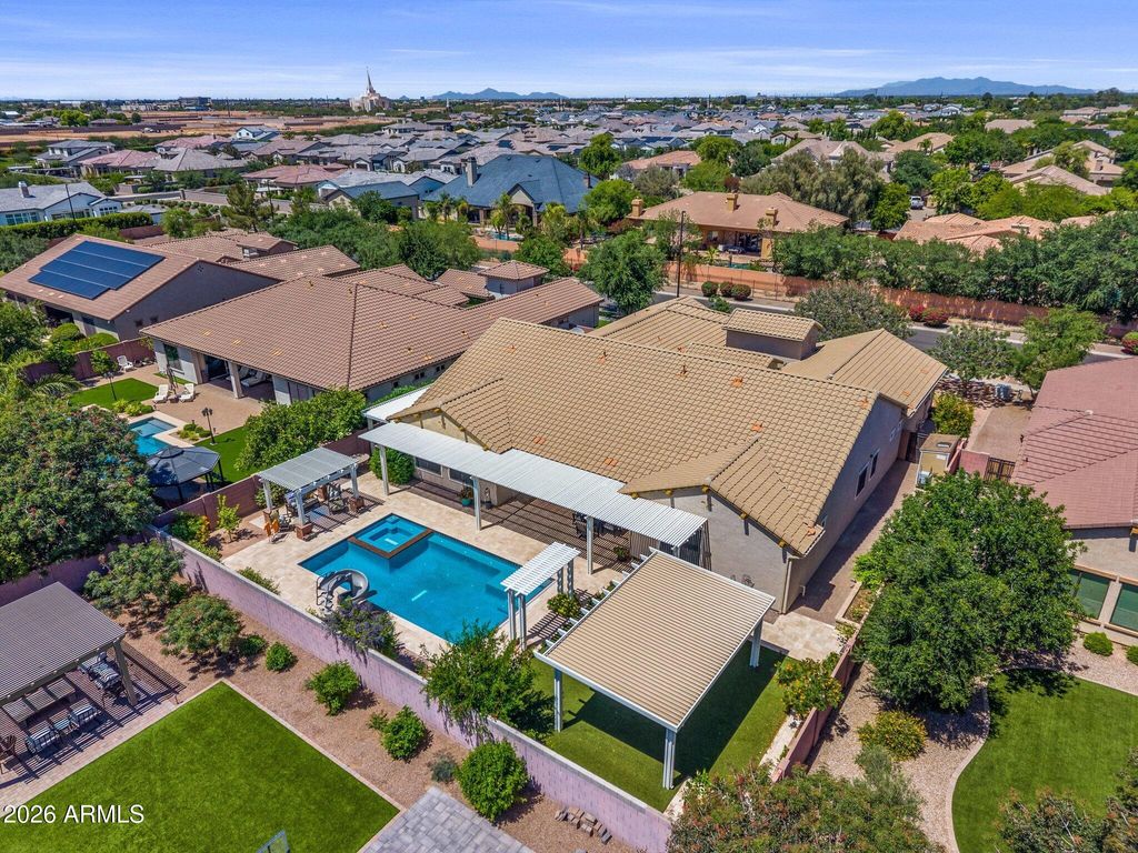 Image 42 of property listing at 2845 E RED OAK Street, Gilbert, AZ 85297