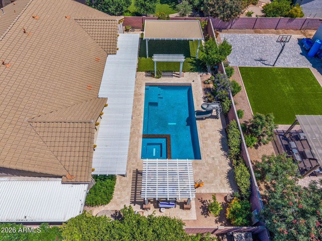 Image 43 of property listing at 2845 E RED OAK Street, Gilbert, AZ 85297