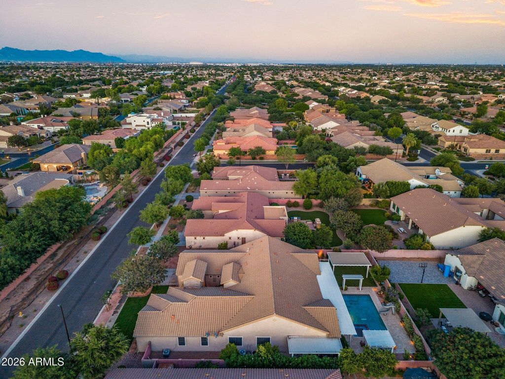 Image 51 of property listing at 2845 E RED OAK Street, Gilbert, AZ 85297