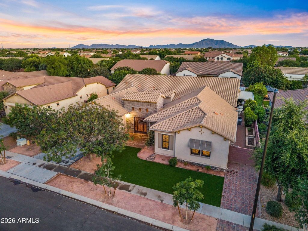 Image 56 of property listing at 2845 E RED OAK Street, Gilbert, AZ 85297