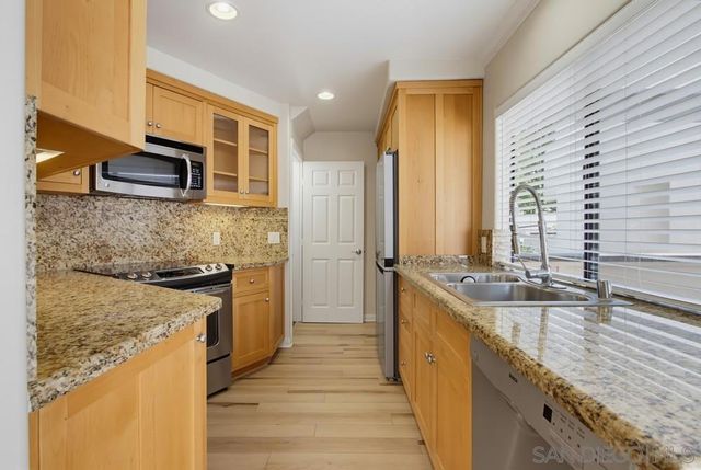 3243 Via Alicante 55, La Jolla, CA 92037