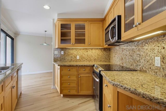3243 Via Alicante 55, La Jolla, CA 92037