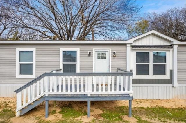 1640 Gale Drive, Pelican Bay, TX 76020