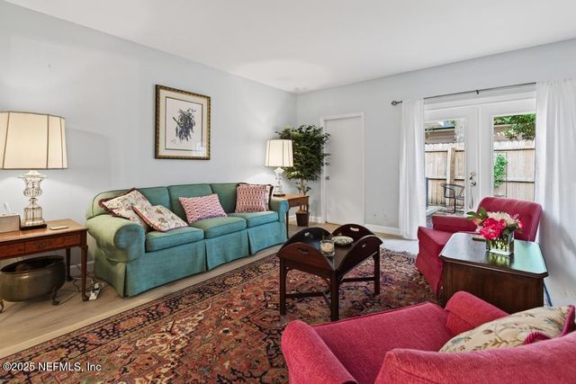 4519 COLUMBUS Circle 1B, Jacksonville, FL 32210