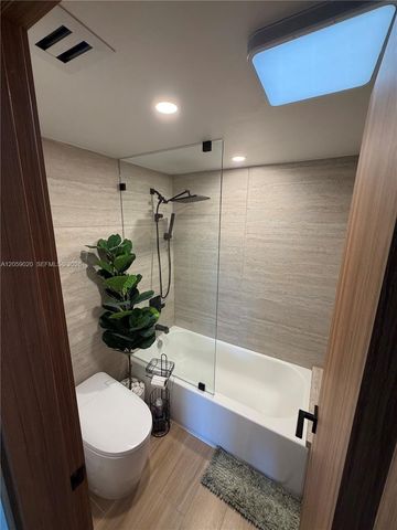 3701 N Country Club Drive 1209, Aventura, FL 33180