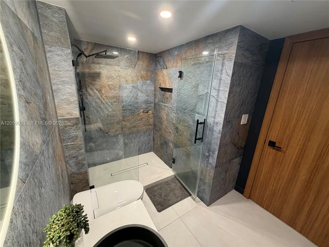 3701 N Country Club Drive 1209, Aventura, FL 33180