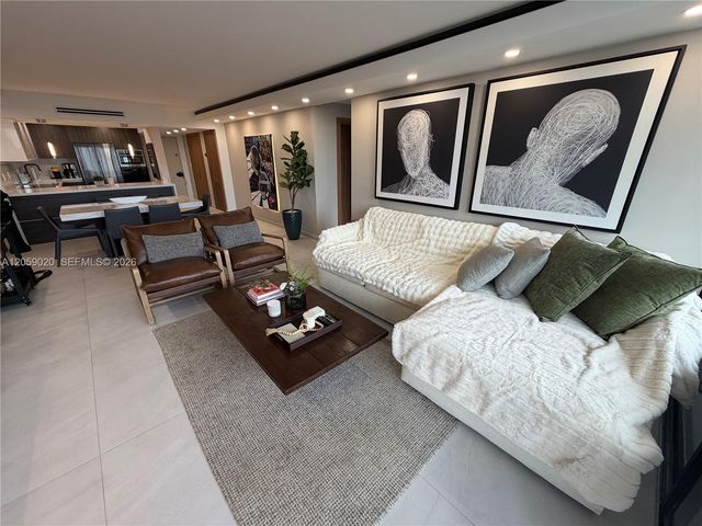 3701 N Country Club Drive 1209, Aventura, FL 33180