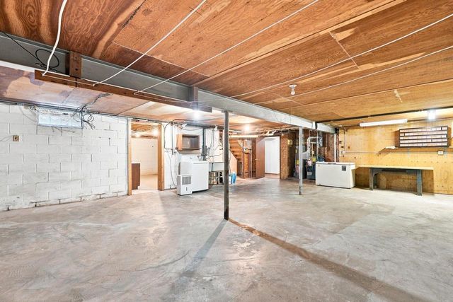 W124N13479 Wasaukee ROAD, Germantown, WI 53022