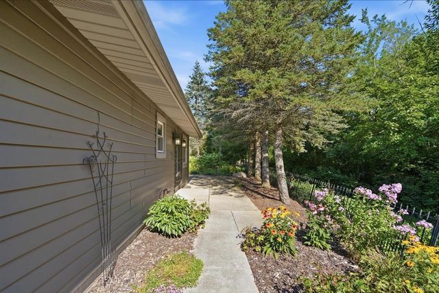 W124N13479 Wasaukee ROAD, Germantown, WI 53022