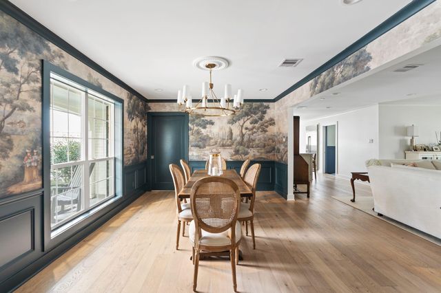 4902 Candleleaf Drive, Houston, TX 77018