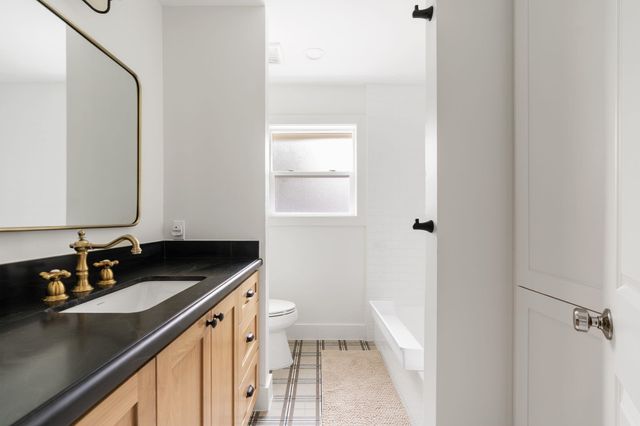 4902 Candleleaf Drive, Houston, TX 77018