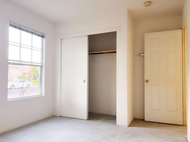 9184 Cerrolinda Cir, Elk Grove, CA 95758