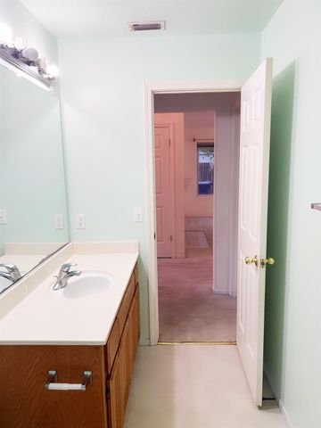 9184 Cerrolinda Cir, Elk Grove, CA 95758