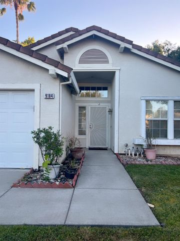 9184 Cerrolinda Cir, Elk Grove, CA 95758