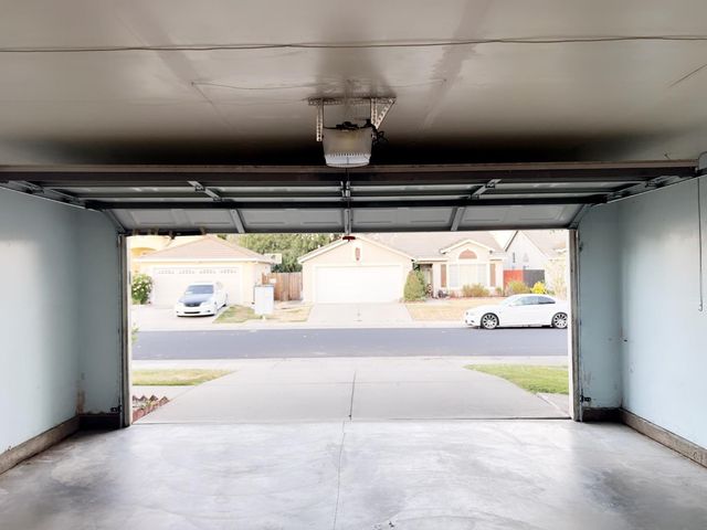 9184 Cerrolinda Cir, Elk Grove, CA 95758