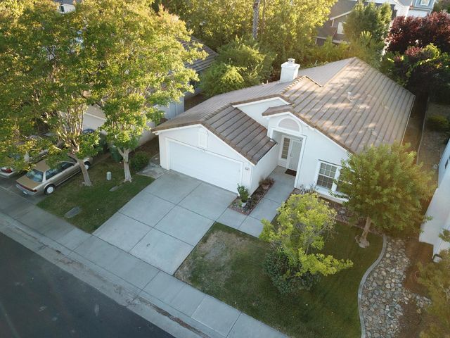 9184 Cerrolinda Cir, Elk Grove, CA 95758