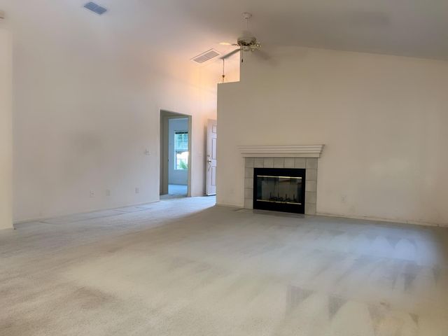 9184 Cerrolinda Cir, Elk Grove, CA 95758
