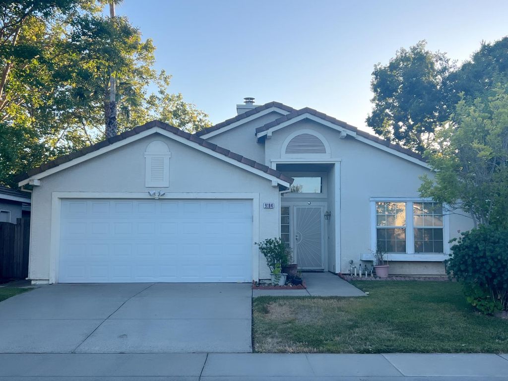 9184 Cerrolinda Cir, Elk Grove, CA 95758
