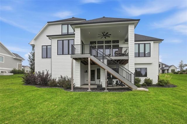 10675 W 142nd Terrace, Overland Park, KS 66221