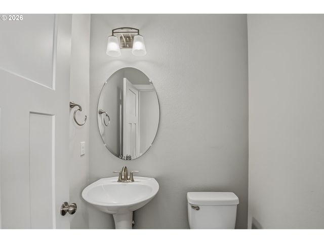4141 S KENNEDY Dr, Ridgefield, WA 98642