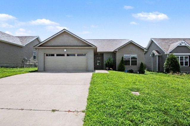 3031 Core Dr, Clarksville, TN 37040