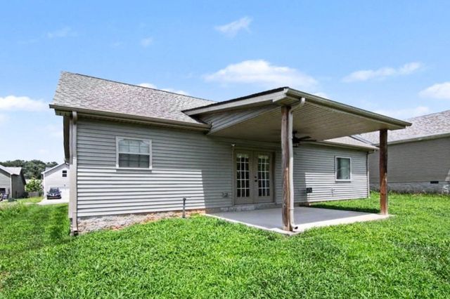 3031 Core Dr, Clarksville, TN 37040