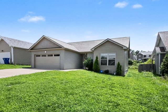 3031 Core Dr, Clarksville, TN 37040