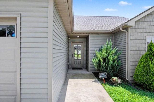 3031 Core Dr, Clarksville, TN 37040
