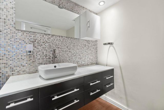 4100 Galt Ocean Drive 910, Fort Lauderdale, FL 33308