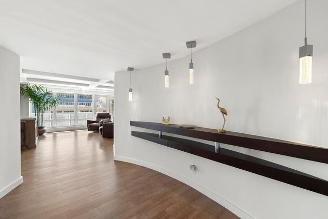 4100 Galt Ocean Drive 910, Fort Lauderdale, FL 33308