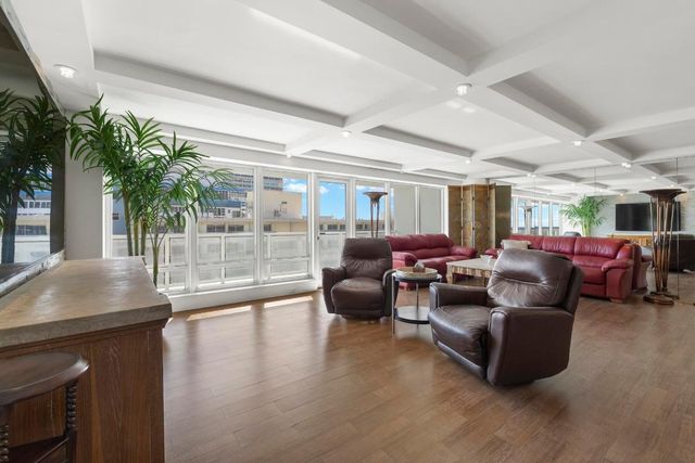 4100 Galt Ocean Drive 910, Fort Lauderdale, FL 33308