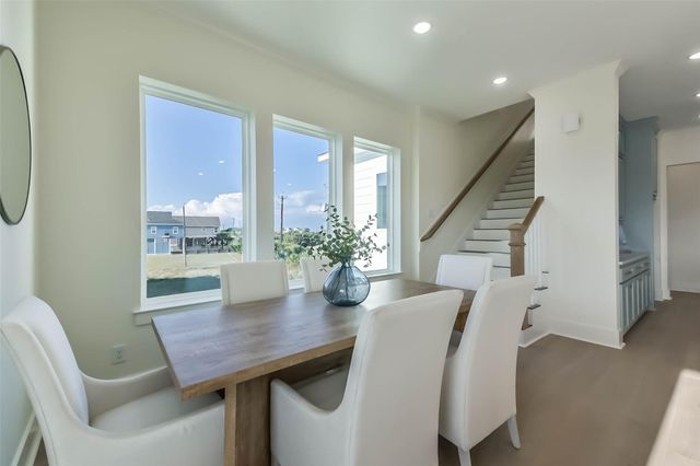 4011 Miramar Court, Galveston, TX 77554