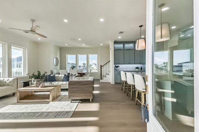 4011 Miramar Court, Galveston, TX 77554