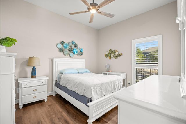 542 Carina Gaze Drive, Conroe, TX 77318