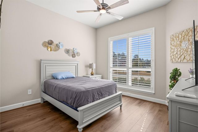 542 Carina Gaze Drive, Conroe, TX 77318