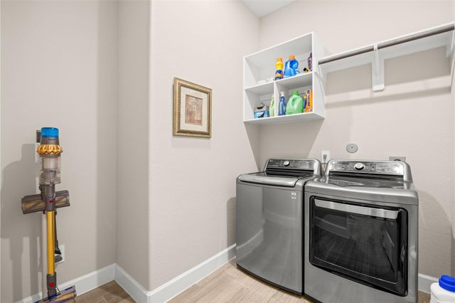 542 Carina Gaze Drive, Conroe, TX 77318