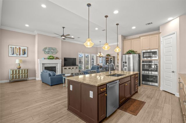 542 Carina Gaze Drive, Conroe, TX 77318