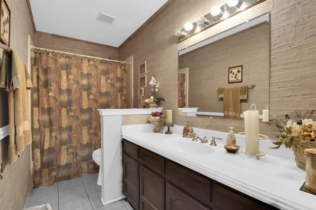 2839 Linden Lane, Grand Prairie, TX 75052