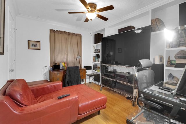 2839 Linden Lane, Grand Prairie, TX 75052