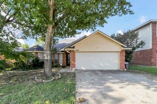 2839 Linden Lane, Grand Prairie, TX 75052