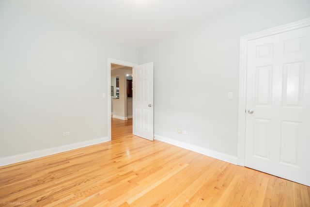 2608 W LELAND Avenue 3, Chicago, IL 60625