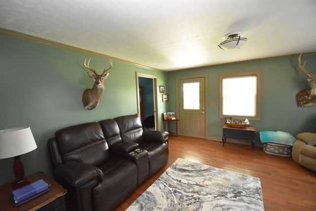 691 Fairview Road, Salvisa, KY 40372