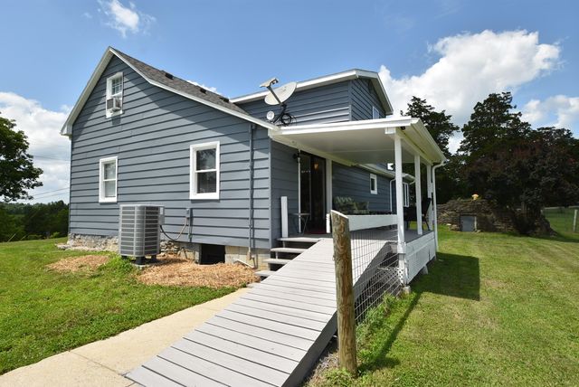 691 Fairview Road, Salvisa, KY 40372
