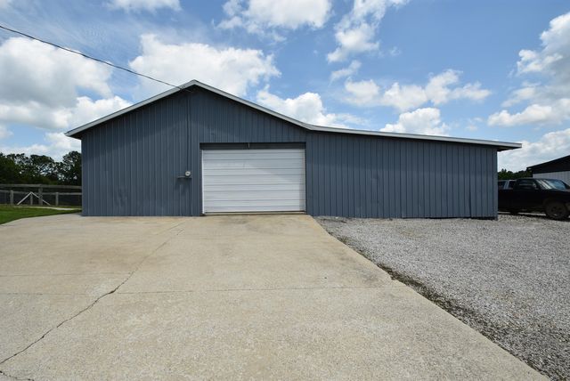 691 Fairview Road, Salvisa, KY 40372
