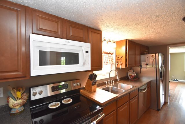 691 Fairview Road, Salvisa, KY 40372