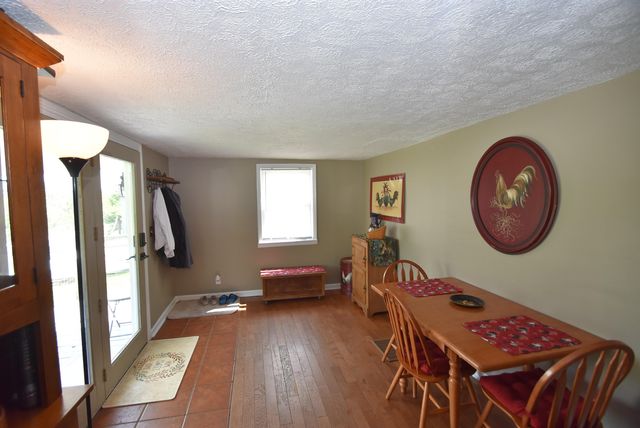 691 Fairview Road, Salvisa, KY 40372