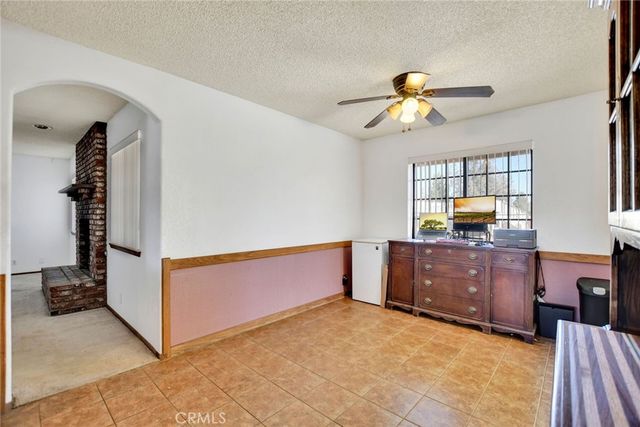 22166 Mohican Avenue, Apple Valley, CA 92307