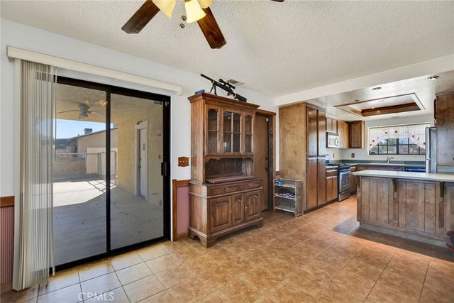 22166 Mohican Avenue, Apple Valley, CA 92307