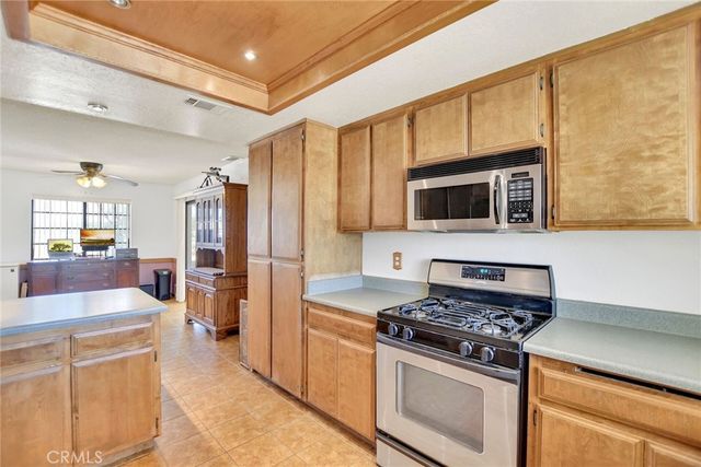 22166 Mohican Avenue, Apple Valley, CA 92307